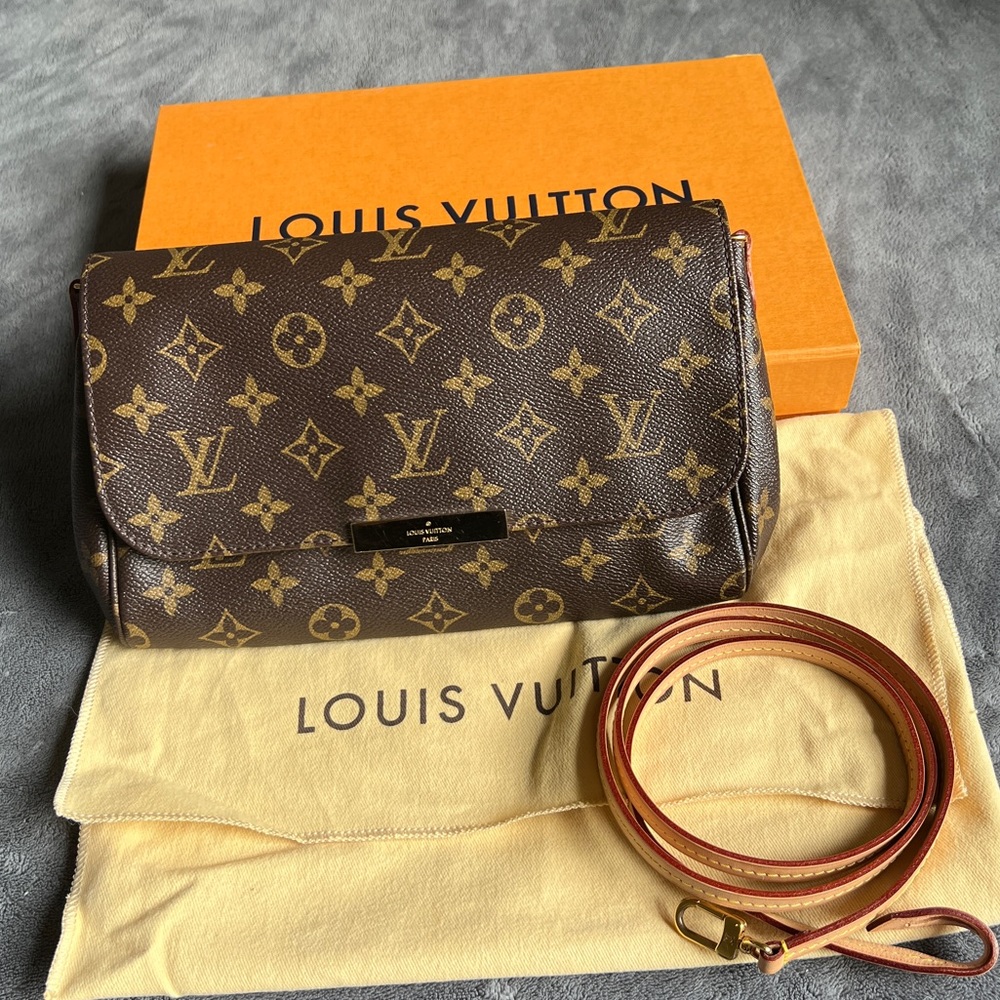 Louis Vuitton favorite MM in excellent condition, monogram canva handbag